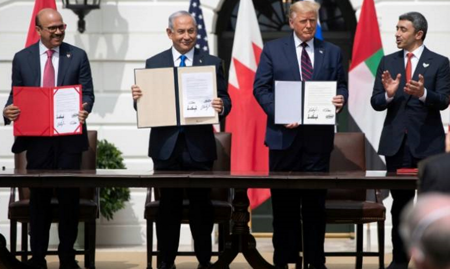 qui-veut-la-paix-entre-les-israeliens-et-les-arabes-applaudit-aux-accords-dabraham