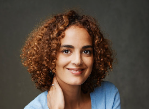 Leïla Slimani s'associe à Reporters d'Espoirs en rejoignant le jury du "Prix européen du jeune reporter"